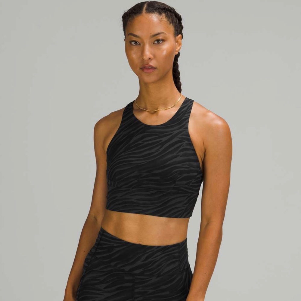 Lululemon Wunder Train Long-Line Bra SIZE 8 COLOR BLACK STRIPED